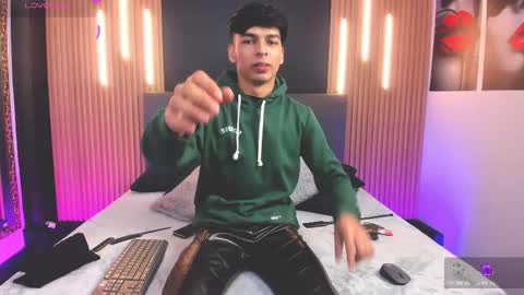 Josh -  Schedule 1400 - 2200 online show from 12-17-25, 06:47