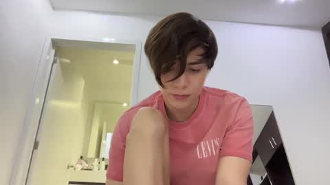 Snapshot of onlysergio chatting on 10-27-25, 06:28 Sergio online show from 10-27-25, 06:28