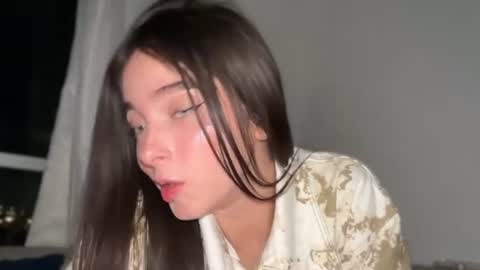 Snapshot of onlysophia chatting on 06-21-26, 02:14 Sophia online show from 06-21-26, 02:14