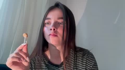 Snapshot of onlysophia chatting on 07-01-26, 11:04 Sophia online show from 07-01-26, 11:04