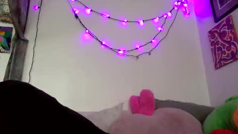 Snapshot of onyxchainz chatting on 02-24-26, 10:19 OnyxChainz online show from 02-24-26, 10:19