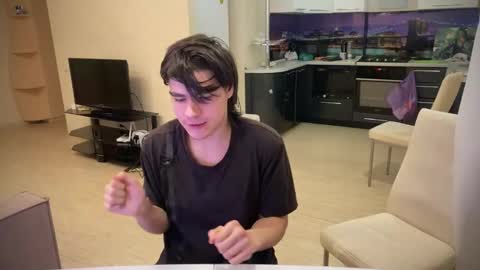 Snapshot of oofcblesssexx chatting on 12-18-24, 08:03 bless god online show from 12-18-24, 08:03