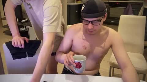 Snapshot of oofcblesssexx chatting on 12-20-24, 11:37 bless god online show from 12-20-24, 11:37