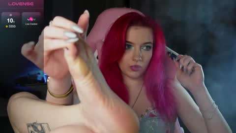 Hannah online show from 11-30-25, 04:11