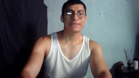 Snapshot of oomaurooo chatting on 06-09-26, 08:31 oomaurooo online show from 06-09-26, 08:31