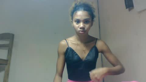 Snapshot of oooosoavizara chatting on 07-01-26, 04:47 oooosoavizara online show from 07-01-26, 04:47