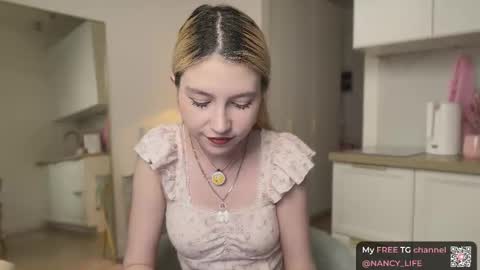 Snapshot of oops_my_english chatting on 02-04-26, 07:09 Nancy online show from 02-04-26, 07:09