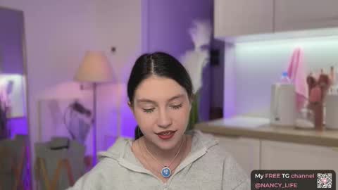 Snapshot of oops_my_english chatting on 02-20-26, 07:25 Nancy online show from 02-20-26, 07:25