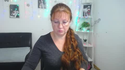 Vanessa online show from 09-15-25, 04:56