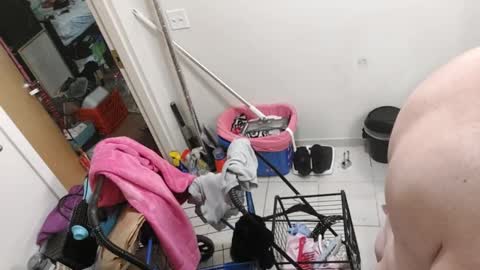 Snapshot of opalockajoe chatting on 12-10-24, 06:44 TsJojo online show from 12-10-24, 06:44