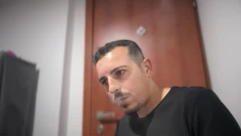 Snapshot of or690 chatting on 10-30-25, 04:41 or online show from 10-30-25, 04:41