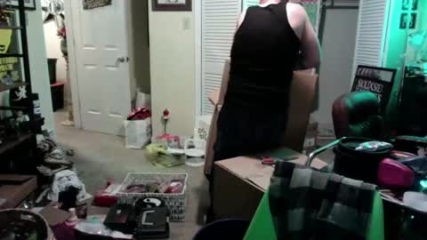 Snapshot of oralalltheway4851 chatting on 11-04-25, 11:48 oralalltheway4851 online show from 11-04-25, 11:48