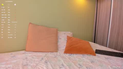 Claire online show from 12-19-25, 05:20