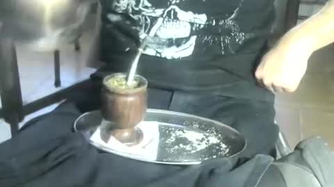 Snapshot of ore_cam chatting on 04-30-26, 01:06 Ore online show from 04-30-26, 01:06