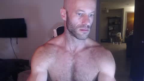 Snapshot of oregon87 chatting on 06-18-26, 05:17 The Oregon Lumberjack online show from 06-18-26, 05:17