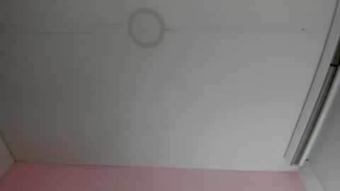 Snapshot of oriana_guzman chatting on 04-28-26, 05:01 Miss Guzman online show from 04-28-26, 05:01