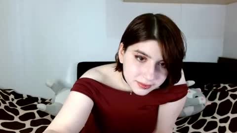 Oriana online show from 06-18-26, 04:02