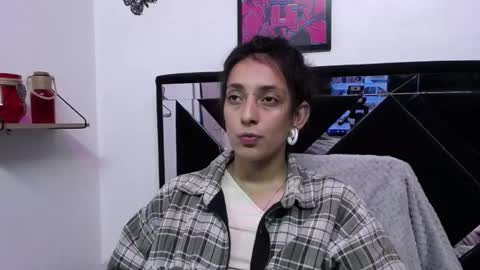 ORIANNA online show from 01-31-25, 04:25