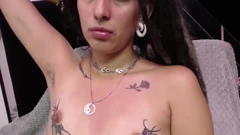 ORIANNA online show from 03-06-25, 01:46