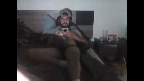 Snapshot of orm9318 chatting on 11-05-25, 12:16 Orm93 online show from 11-05-25, 12:16