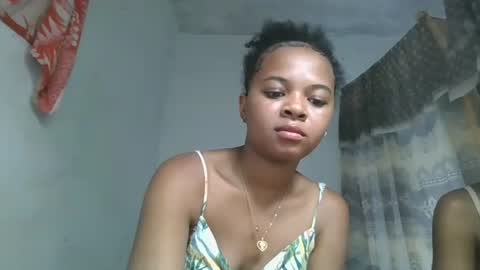 ornellahhh online show from 10-26-25, 10:36