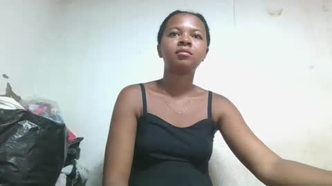 ornellahhh online show from 11-27-25, 07:43