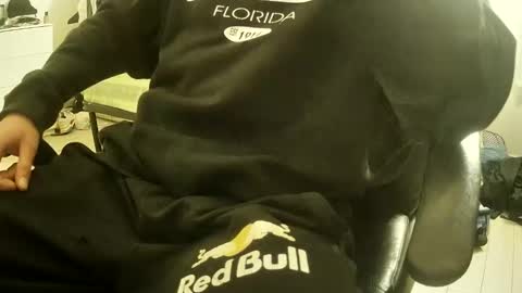 Snapshot of orobrus chatting on 01-12-25, 08:25 Oroborus online show from 01-12-25, 08:25