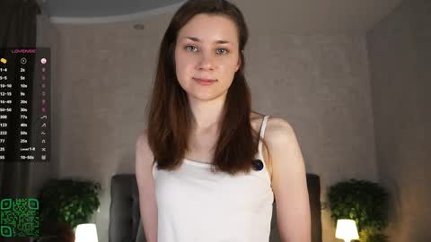 Snapshot of oscarheberle chatting on 05-27-26, 06:05 Jess online show from 05-27-26, 06:05