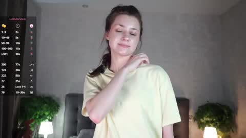 Jess online show from 07-19-26, 06:22