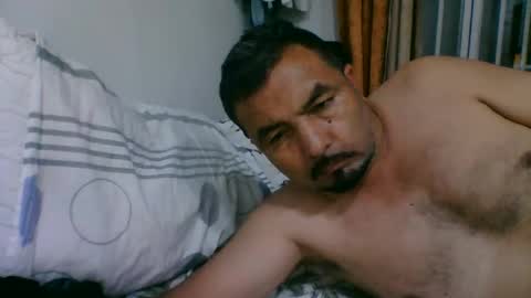 oscarjhe3512 online show from 04-19-26, 02:00