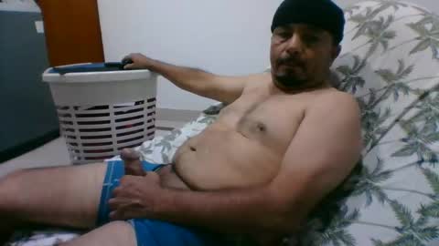 Snapshot of oscarjhe3512 chatting on 04-30-26, 01:23 oscarjhe3512 online show from 04-30-26, 01:23