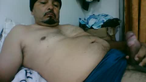Snapshot of oscarjhe3512 chatting on 05-23-26, 01:44 oscarjhe3512 online show from 05-23-26, 01:44