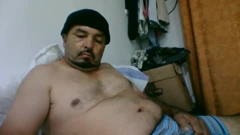 Snapshot of oscarjhe3512 chatting on 06-06-26, 02:05 oscarjhe3512 online show from 06-06-26, 02:05