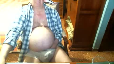 Oscar online show from 04-26-26, 04:37