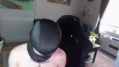 Snapshot of osirisbad chatting on 03-01-25, 09:59 osirisbad online show from 03-01-25, 09:59