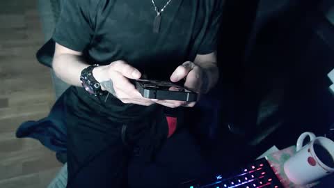 Snapshot of osirisbad chatting on 03-08-25, 12:00 osirisbad online show from 03-08-25, 12:00