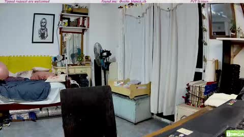 Snapshot of osito_blanco chatting on 05-05-26, 09:34 Osito Blanco online show from 05-05-26, 09:34