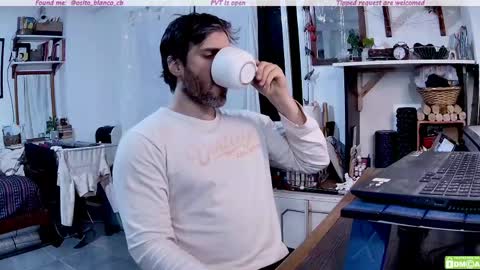 Snapshot of osito_blanco chatting on 05-26-26, 11:12 Osito Blanco online show from 05-26-26, 11:12