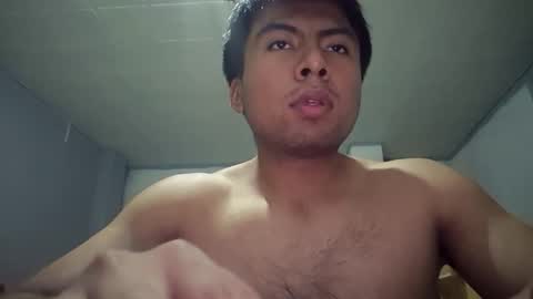 Oscar L online show from 10-20-25, 03:07