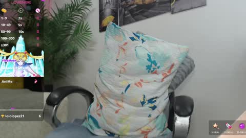 Snapshot of oso_gael chatting on 01-11-25, 08:43 Bear Gael online show from 01-11-25, 08:43