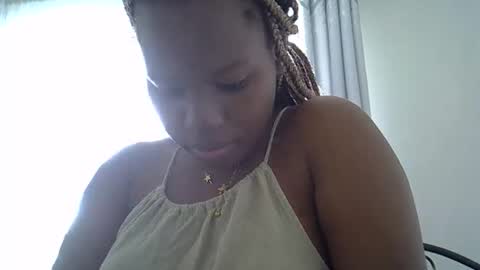 Snapshot of osoprettyebony chatting on 09-21-25, 11:45 osoprettyebony online show from 09-21-25, 11:45