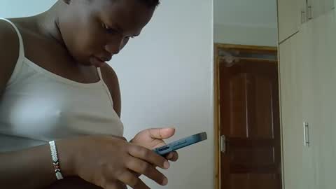 Snapshot of osoprettyebony chatting on 09-23-25, 12:19 osoprettyebony online show from 09-23-25, 12:19