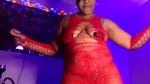 Snapshot of ososweet112 chatting on 02-15-26, 04:53 ososweet112 online show from 02-15-26, 04:53