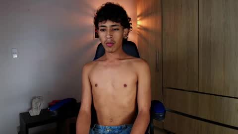 ostin 18hot online show from 02-12-25, 02:14