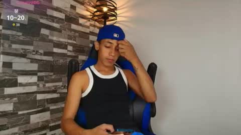 Snapshot of ostin_18hot chatting on 06-25-26, 12:43 ostin 18hot online show from 06-25-26, 12:43