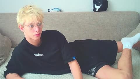 Ostin online show from 12-17-24, 06:45