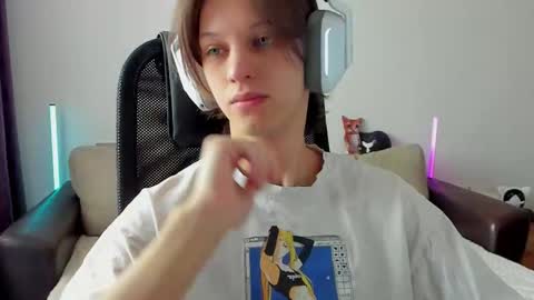 Ostin online show from 02-09-26, 04:49