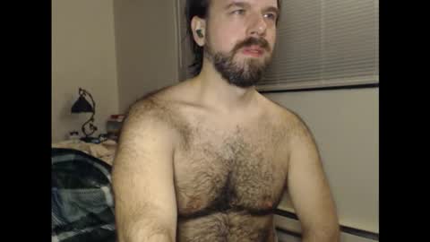 Snapshot of otterpussy chatting on 12-14-25, 06:01 OtterPussy online show from 12-14-25, 06:01