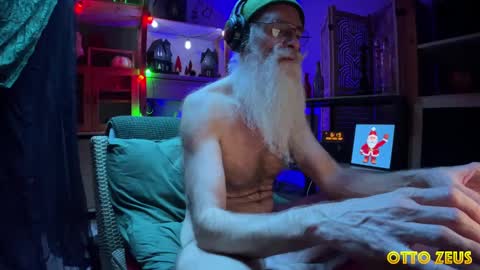 Snapshot of ottozeus chatting on 12-02-24, 02:19 Otto Zeus online show from 12-02-24, 02:19