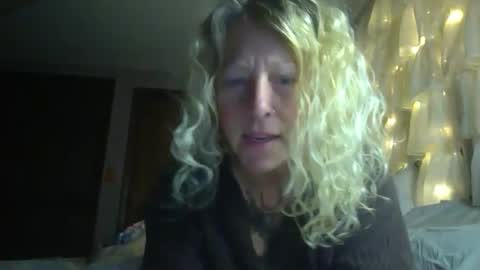 Snapshot of outdoorchicprivate chatting on 02-24-26, 12:03 JJ online show from 02-24-26, 12:03